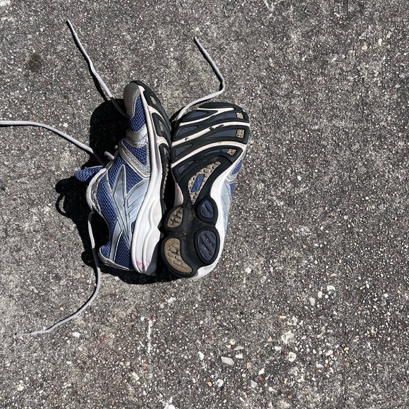 Vintage Reeboks 🎱 - Picture 15 of 16